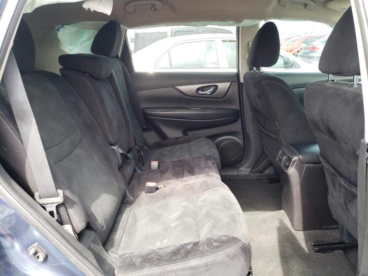 Photo 6 from auction – 2015 NISSAN ROGUE S with VIN 5N1AT2ML1FC818836