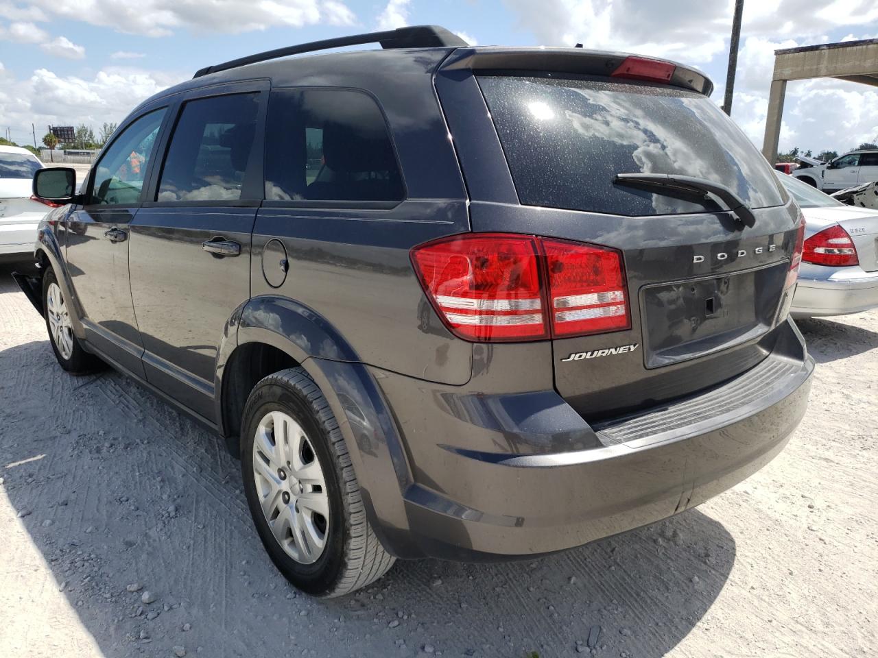 Photo 3 from auction – 2018 DODGE JOURNEY SE with VIN 3C4PDCAB0JT536200