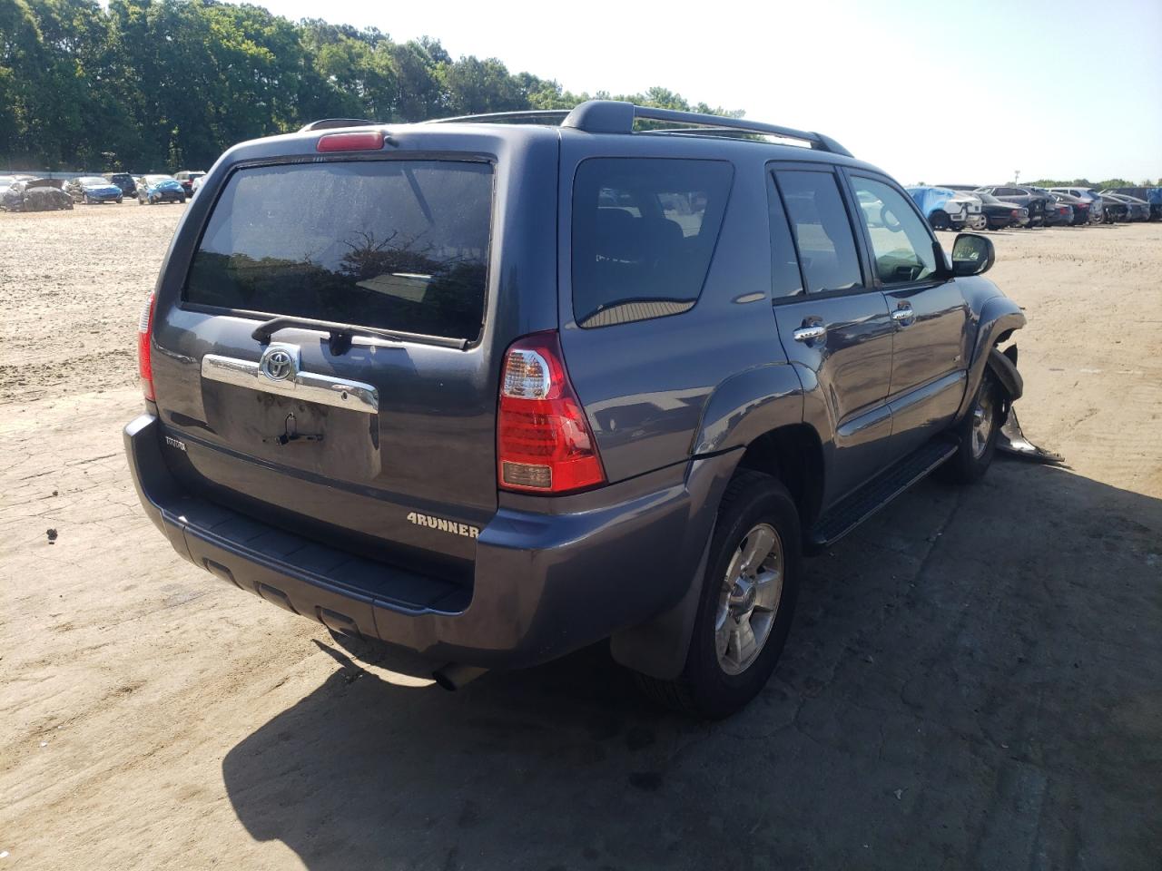 Photo 4 from auction – 2006 TOYOTA 4RUNNER SR with VIN JTEZU14R468048942