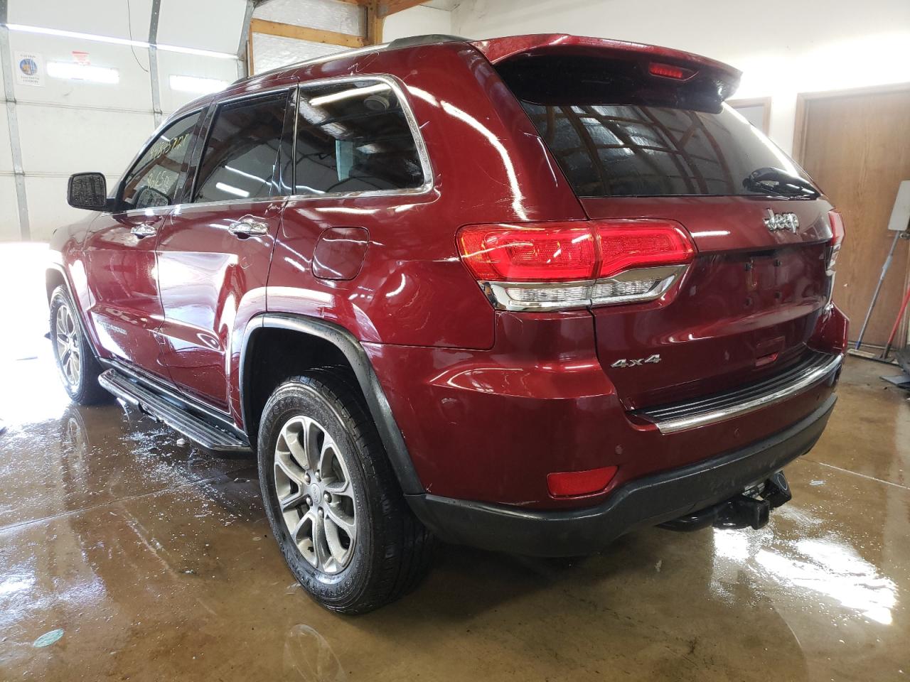 Photo 3 from auction – 2016 JEEP GRAND CHER with VIN 1C4RJFBG1GC405052