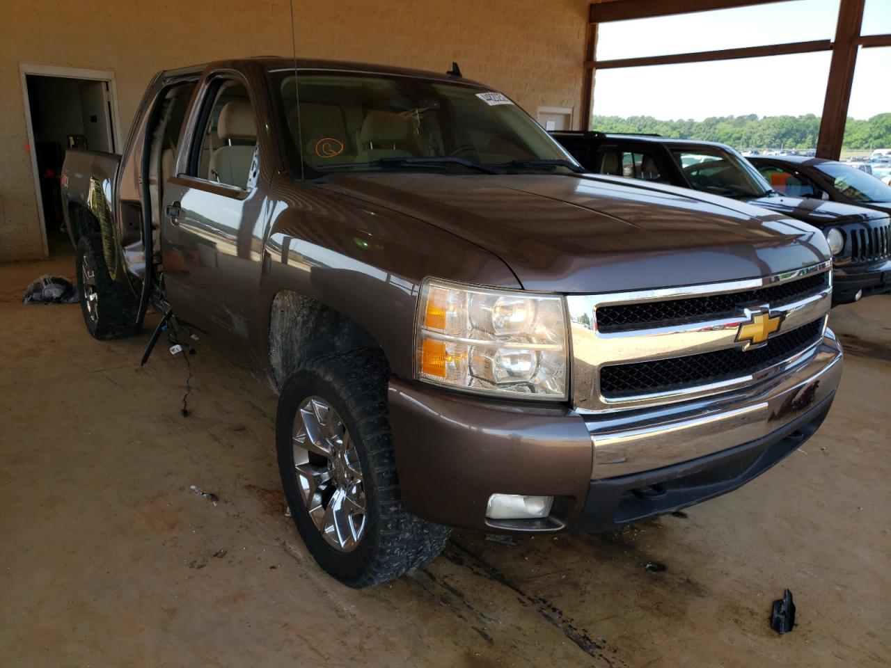 CHEVROLET SILVERADO 2007 with VIN 2GCEK13M371600286 - Photo from auction