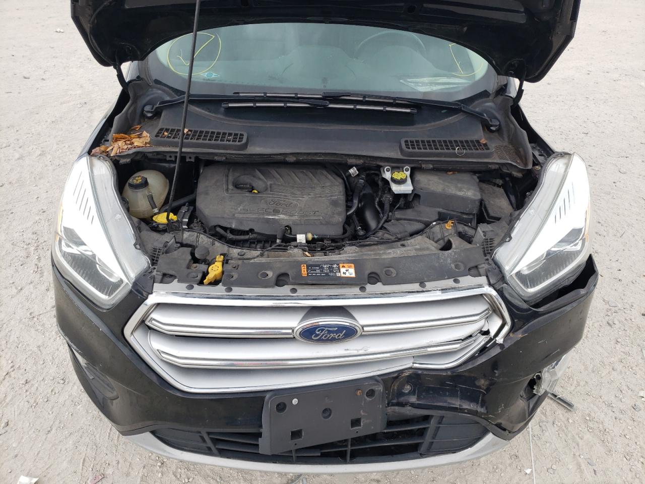 Photo 7 from auction – 2017 FORD ESCAPE SE with VIN 1FMCU9GD1HUB94388
