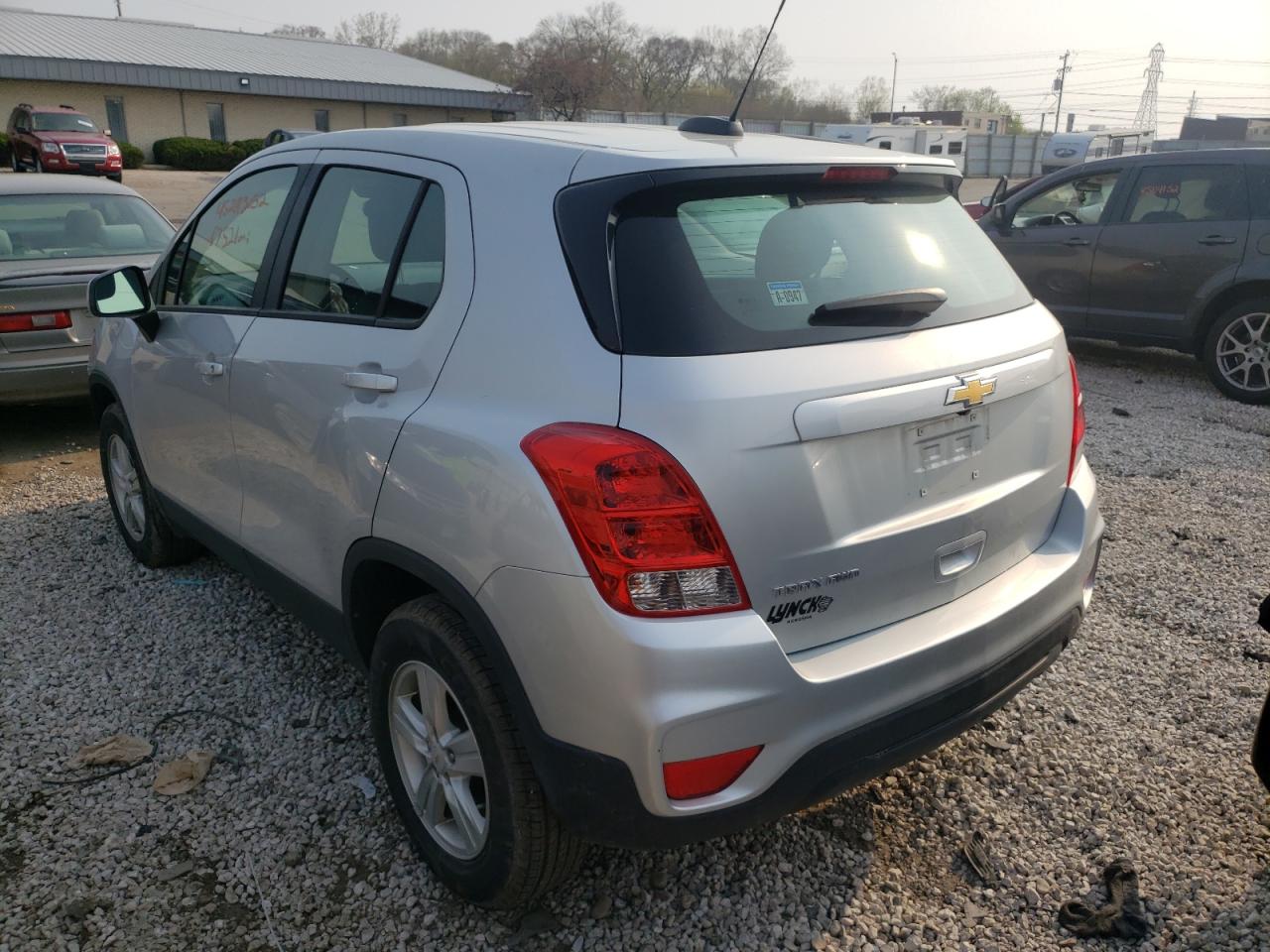 Photo 16 from auction – 2017 CHEVROLET TRAX LS with VIN KL7CJNSB9HB255801