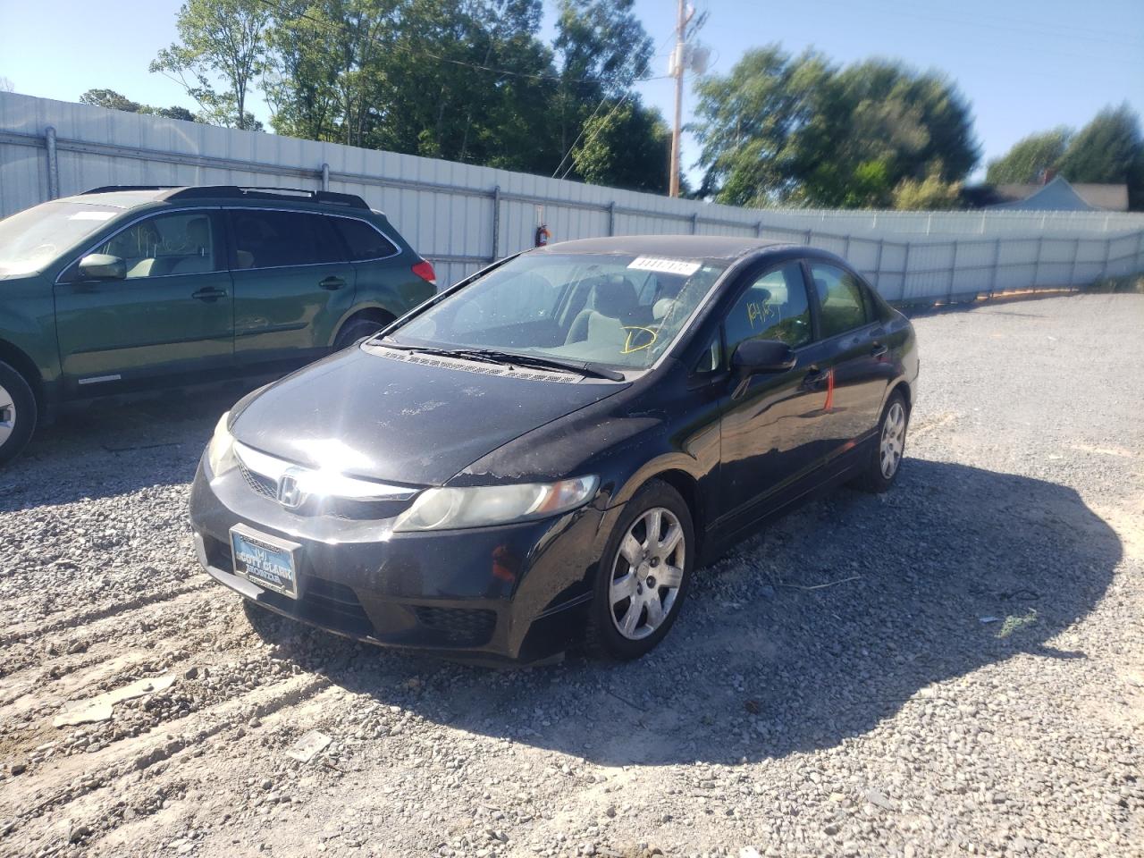 Photo 2 from auction – 2011 HONDA CIVIC LX with VIN 2HGFA1F5XBH504958