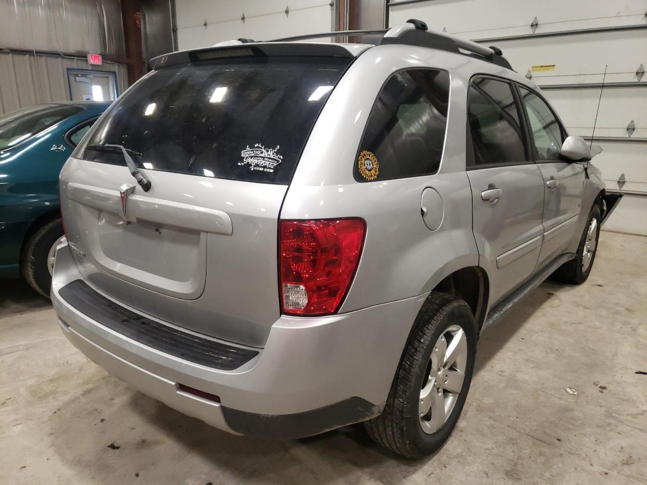 Photo 4 from auction – 2006 PONTIAC TORRENT with VIN 2CKDL63F766184356