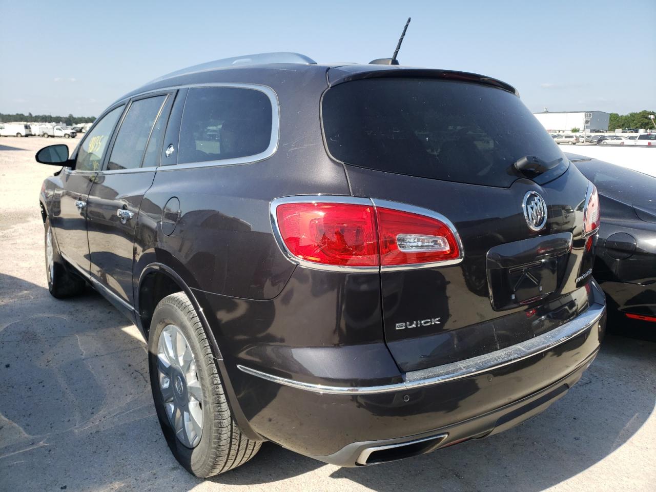 Photo 3 from auction – 2017 BUICK ENCLAVE with VIN 5GAKRBKD4HJ294505