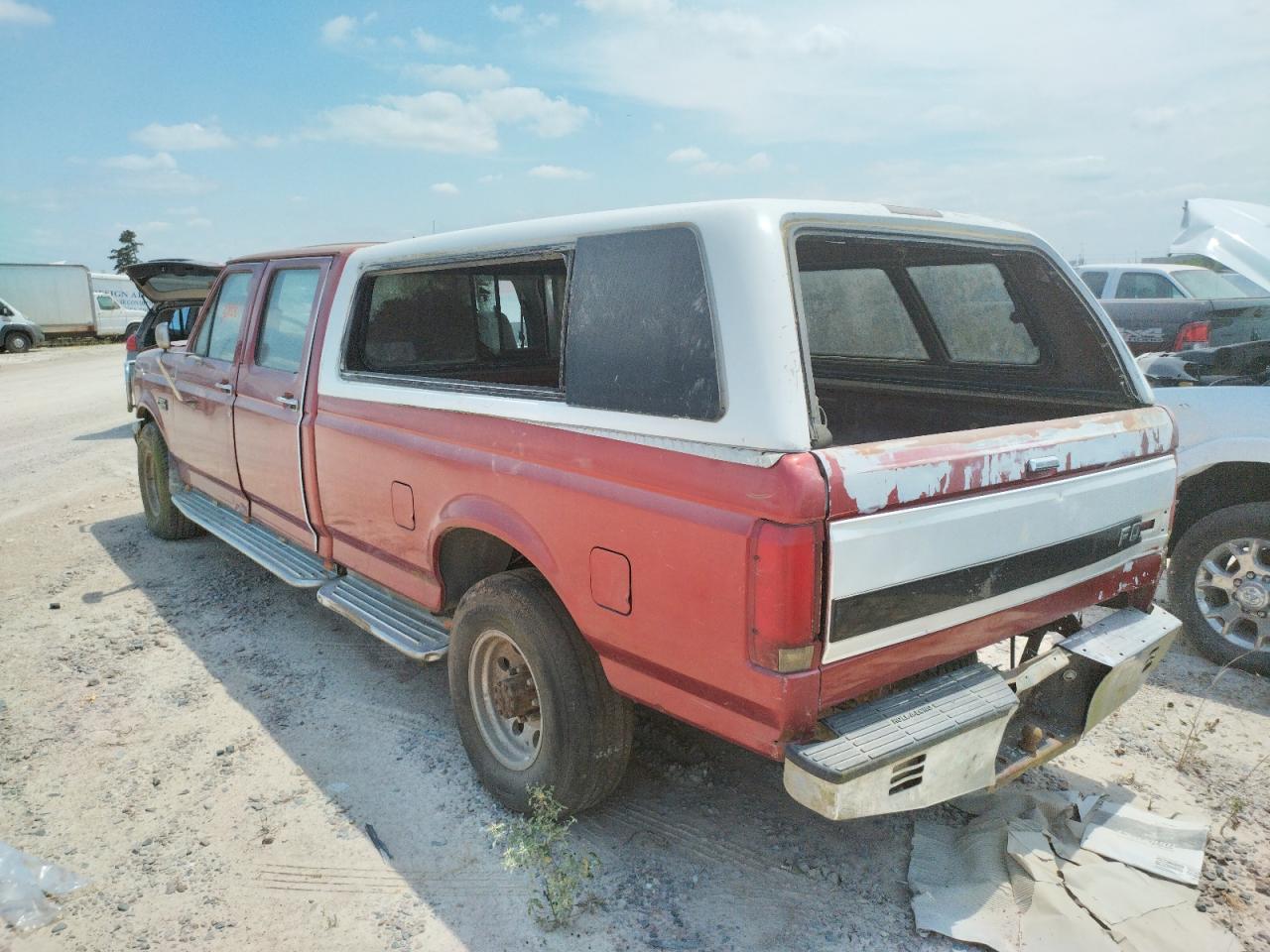 Photo 3 from auction – 1996 FORD F350 with VIN 1FTJW35F0TEB64485