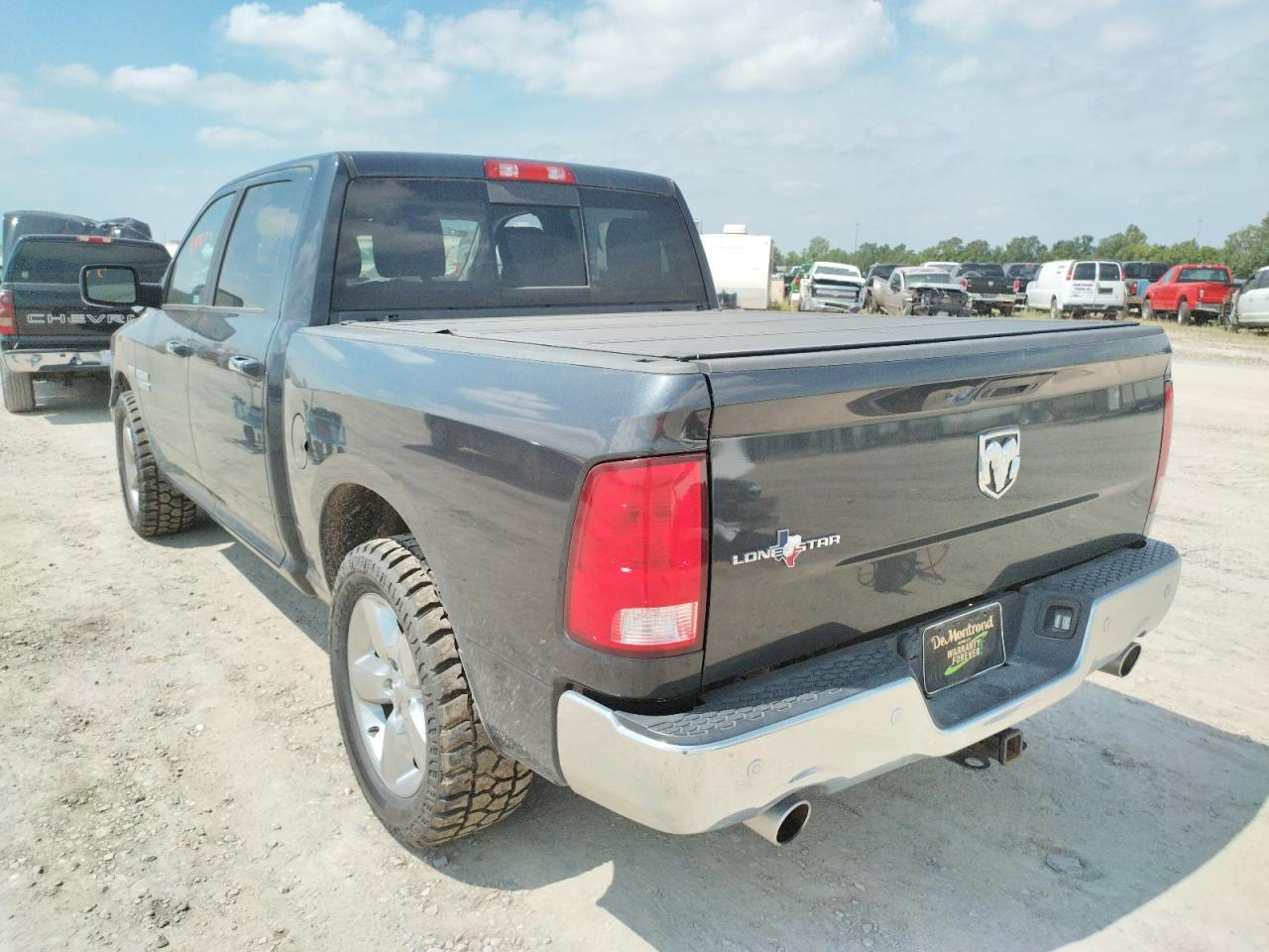 Photo 3 from auction – 2018 RAM 1500 SLT with VIN 3C6RR6LT8JG246448