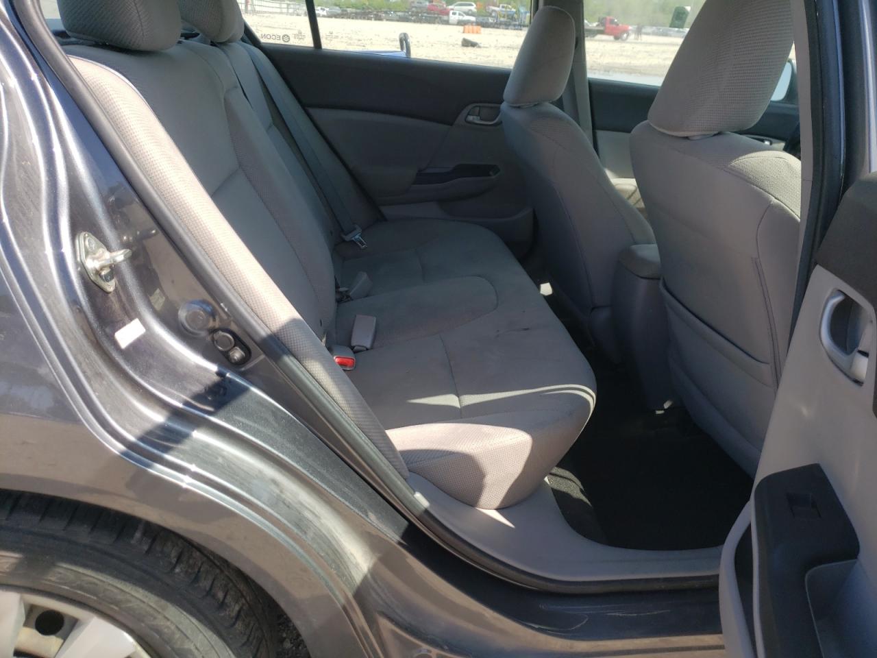 Photo 6 from auction – 2012 HONDA CIVIC with VIN 19XFB2F52CE072350