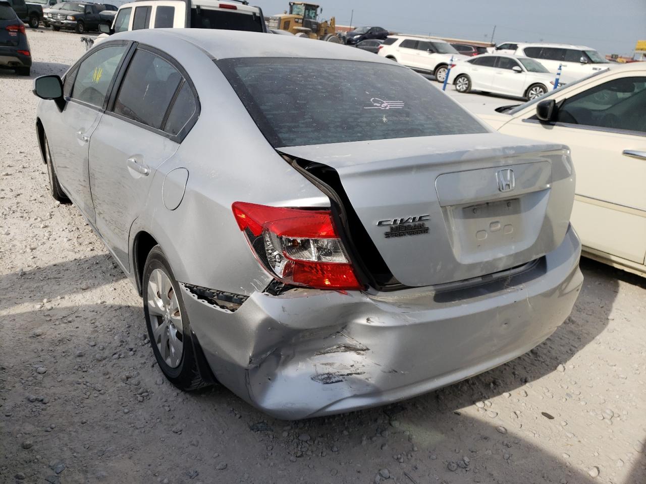 Photo 15 from auction – 2012 HONDA CIVIC LX with VIN 2HGFB2F57CH301515