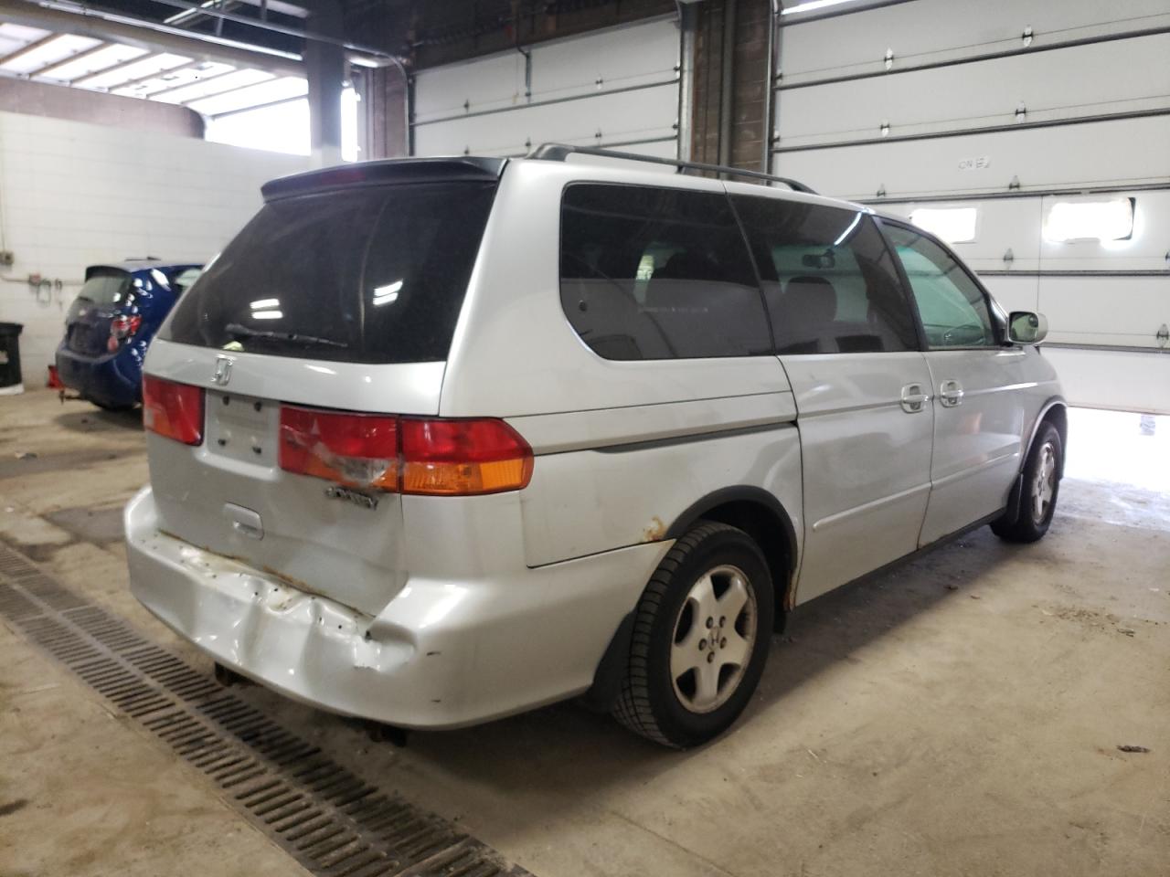 Photo 4 from auction – 2003 HONDA ODYSSEY EX with VIN 5FNRL18093B090635