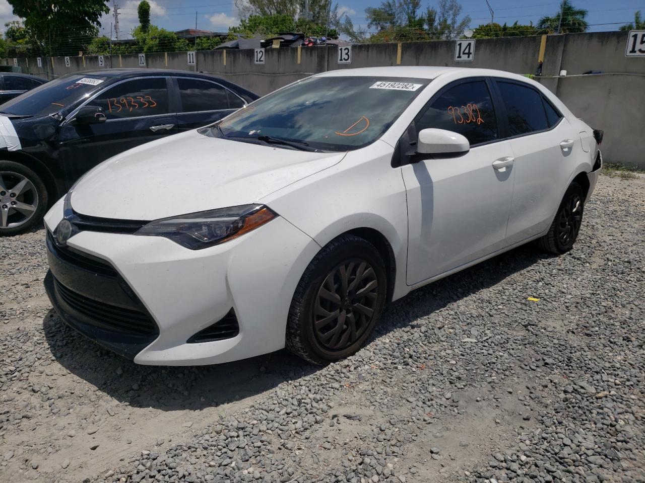 Photo 2 from auction – 2017 TOYOTA COROLLA with VIN 5YFBURHE2HP659989