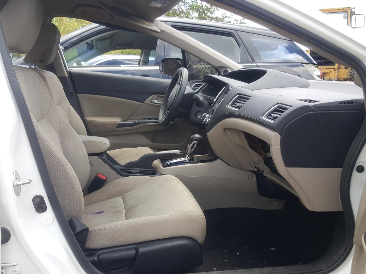 Photo 5 from auction – 2015 HONDA CIVIC SE with VIN 19XFB2F74FE255450