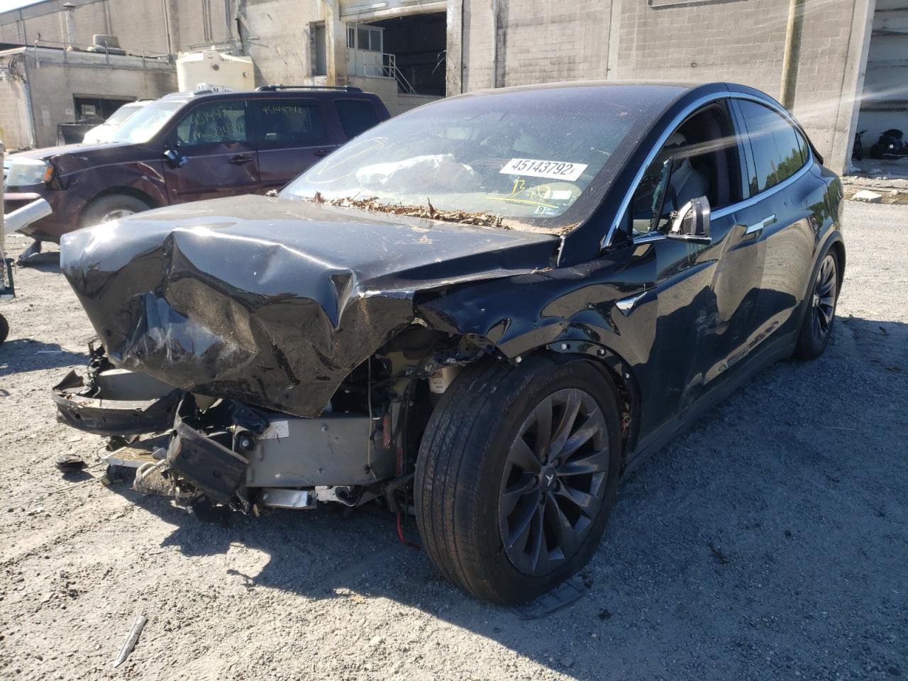 Photo 2 from auction – 2018 TESLA MODEL X with VIN 5YJXCBE23JF123614