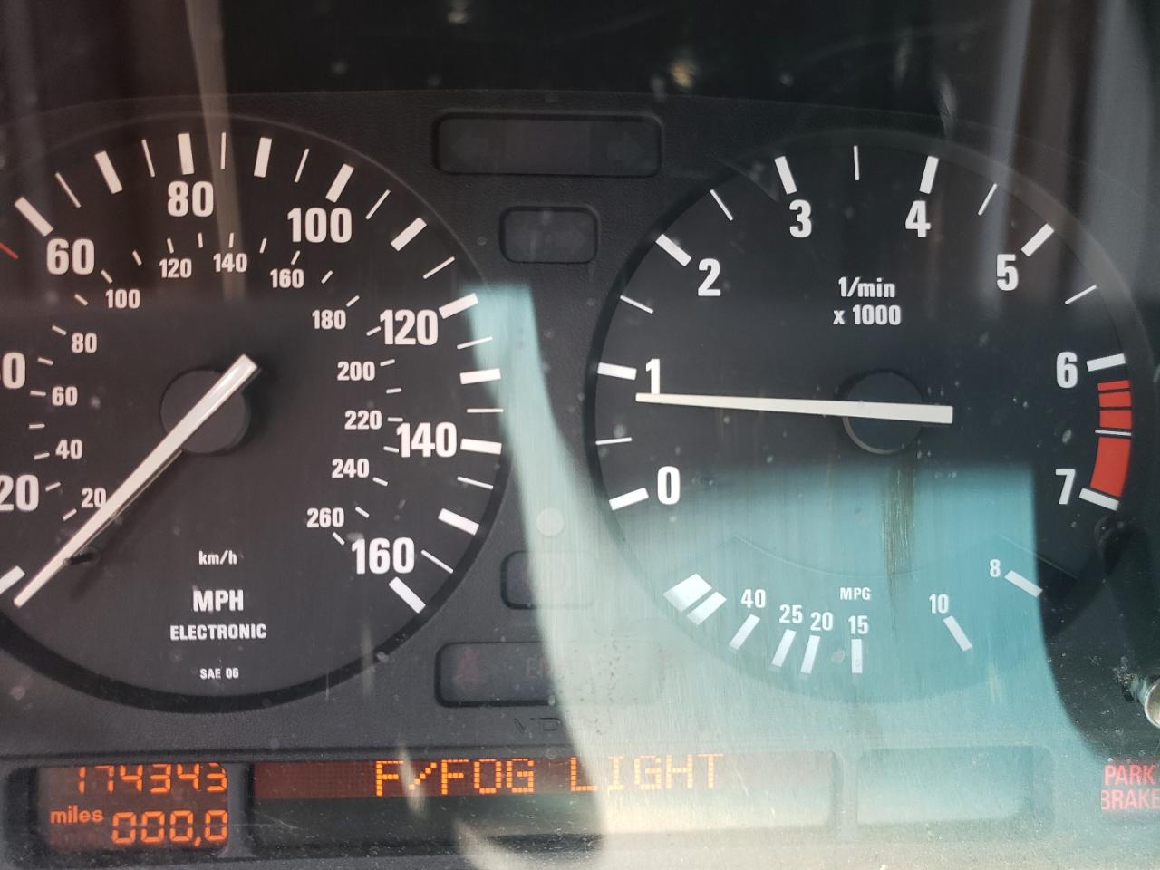 Photo 8 from auction – 1992 BMW 535 I with VIN WBAHD1314NBF12941