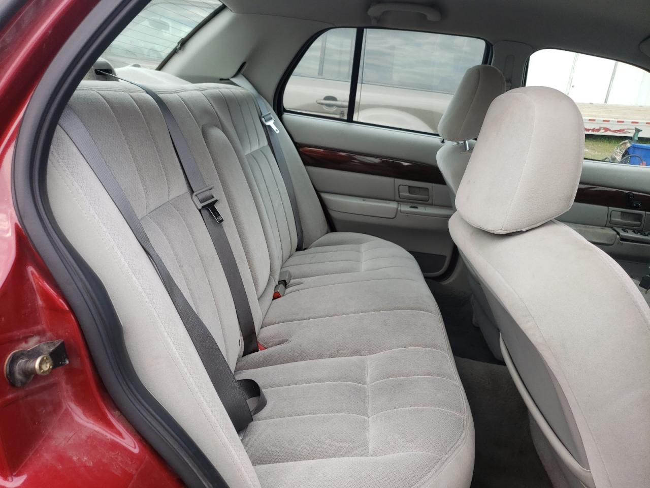 Photo 6 from auction – 2003 MERCURY GRAND MARQ with VIN 2MEFM74W53X696235