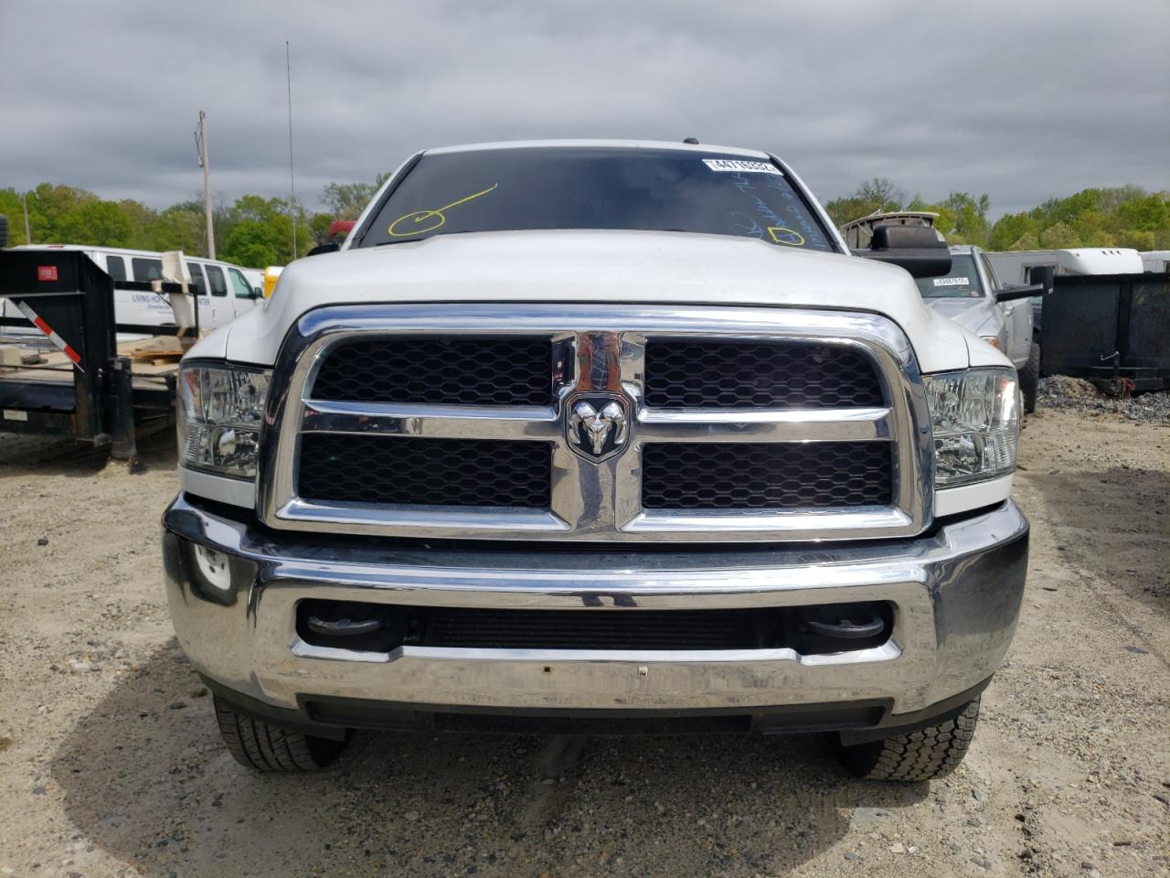 Photo 9 from auction – 2015 RAM 3500 SLT with VIN 3C63R3DL7FG648259