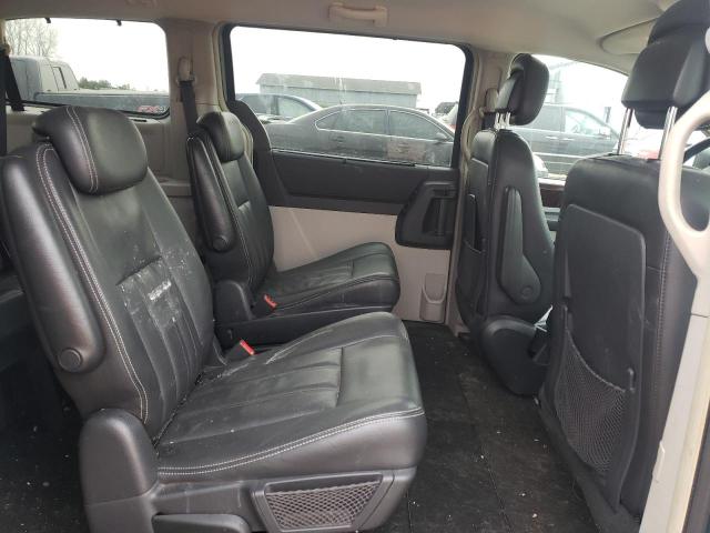 Photo 6 from auction – 2010 CHRYSLER TOWN & COU with VIN 2A4RR8DX1AR403831