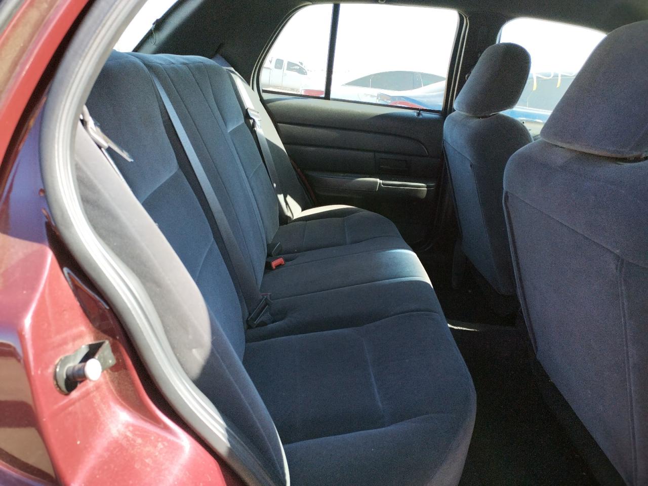Photo 6 from auction – 2008 FORD CROWN VICT with VIN 2FAFP71VX8X163279