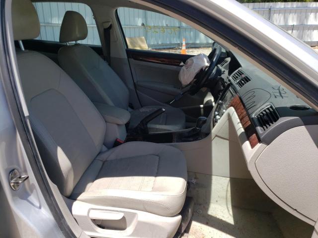 Photo 5 from auction – 2012 VOLKSWAGEN PASSAT SEL with VIN 1VWCP7A38CC103502