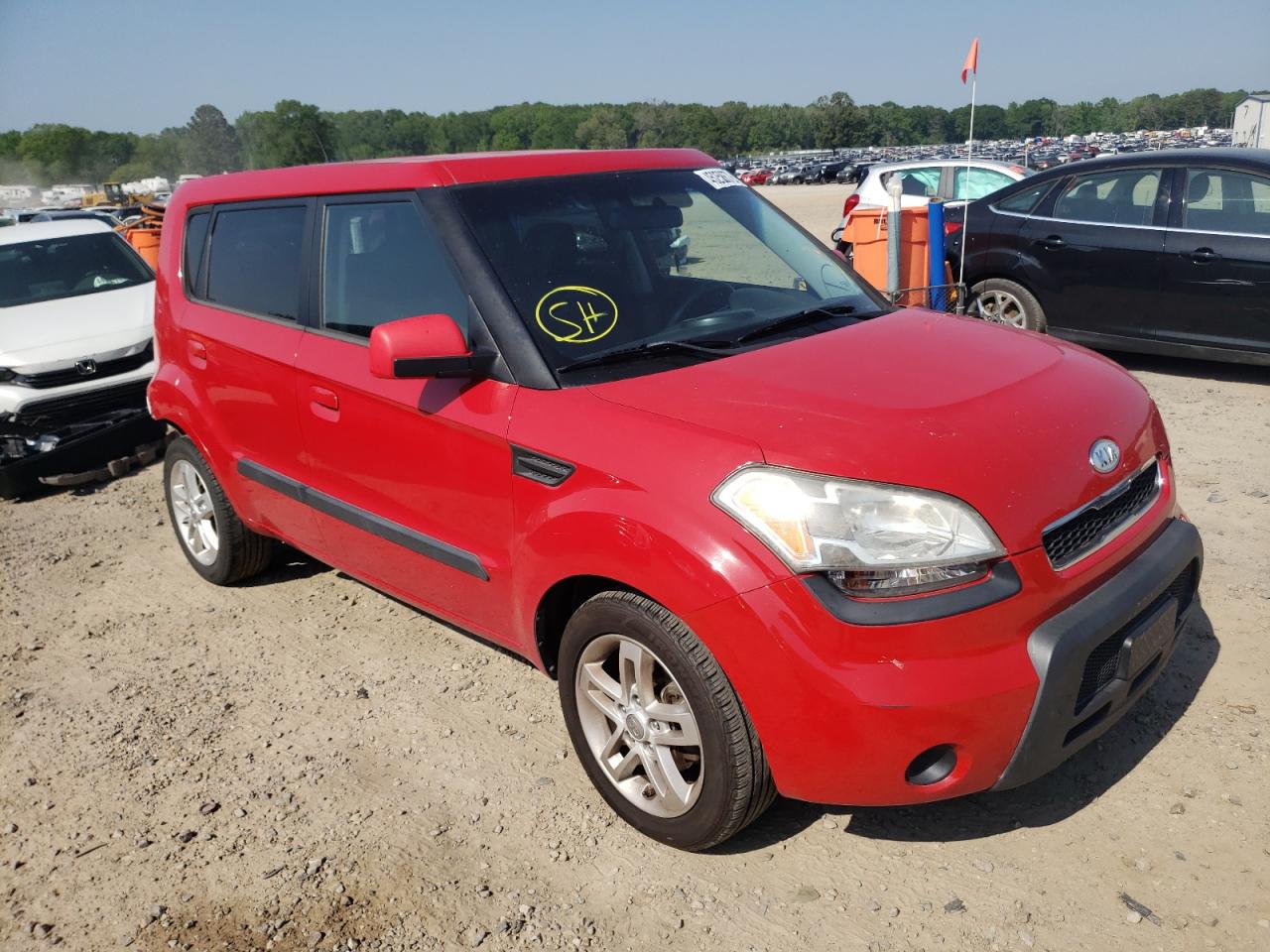 KIA SOUL + 2010 with VIN KNDJT2A23A7138373 - Photo from auction