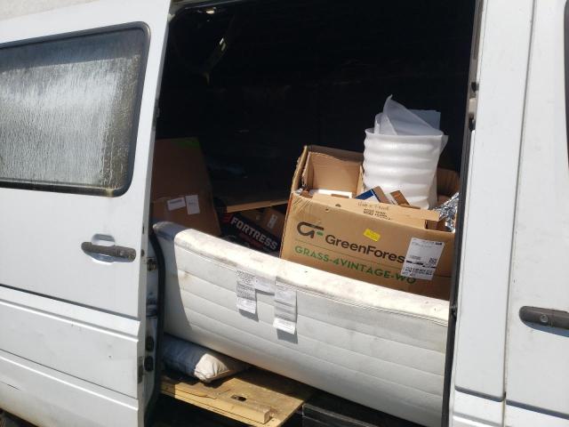 Photo 6 from auction – 2003 SPRINTER 2500 SPRIN with VIN WD2YD642735509627