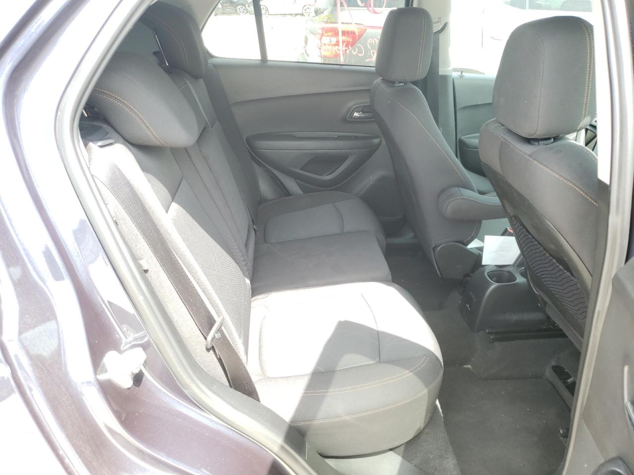 Photo 6 from auction – 2019 CHEVROLET TRAX 1LT with VIN 3GNCJLSB9KL278421