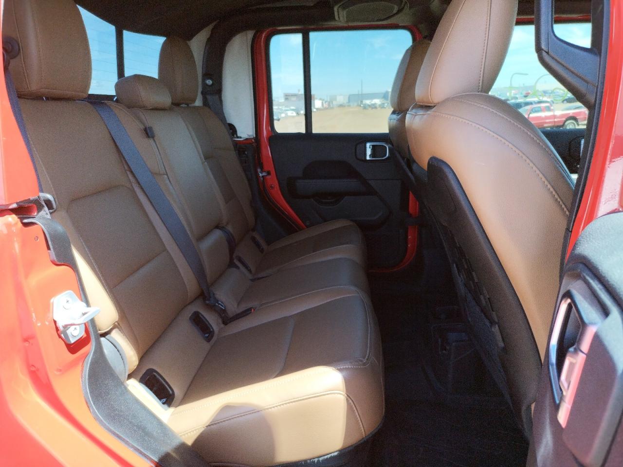 Photo 6 from auction – 2021 JEEP GLADIATOR with VIN 1C6JJTBG8ML503882
