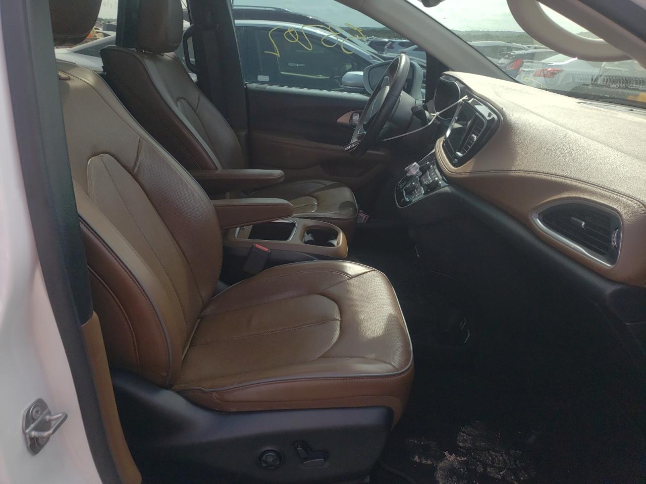 صورة رقم 5 من المزاد - 2018 CHRYSLER PACIFICA L مع VIN 2C4RC1GG2JR261838