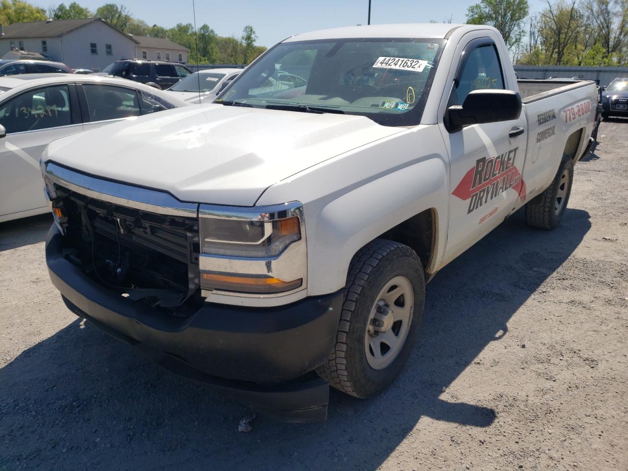 Photo 2 from auction – 2017 CHEVROLET 1500 SILVE with VIN 1GCNCNEH5HZ190071