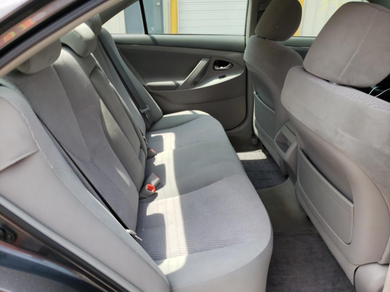 Photo 6 from auction – 2010 TOYOTA CAMRY BASE with VIN 4T4BF3EK6AR073615