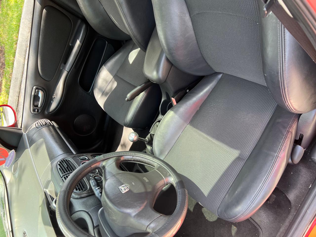 Photo 5 from auction – 2005 DODGE NEON SRT-4 with VIN 1B3AS66S65D232162