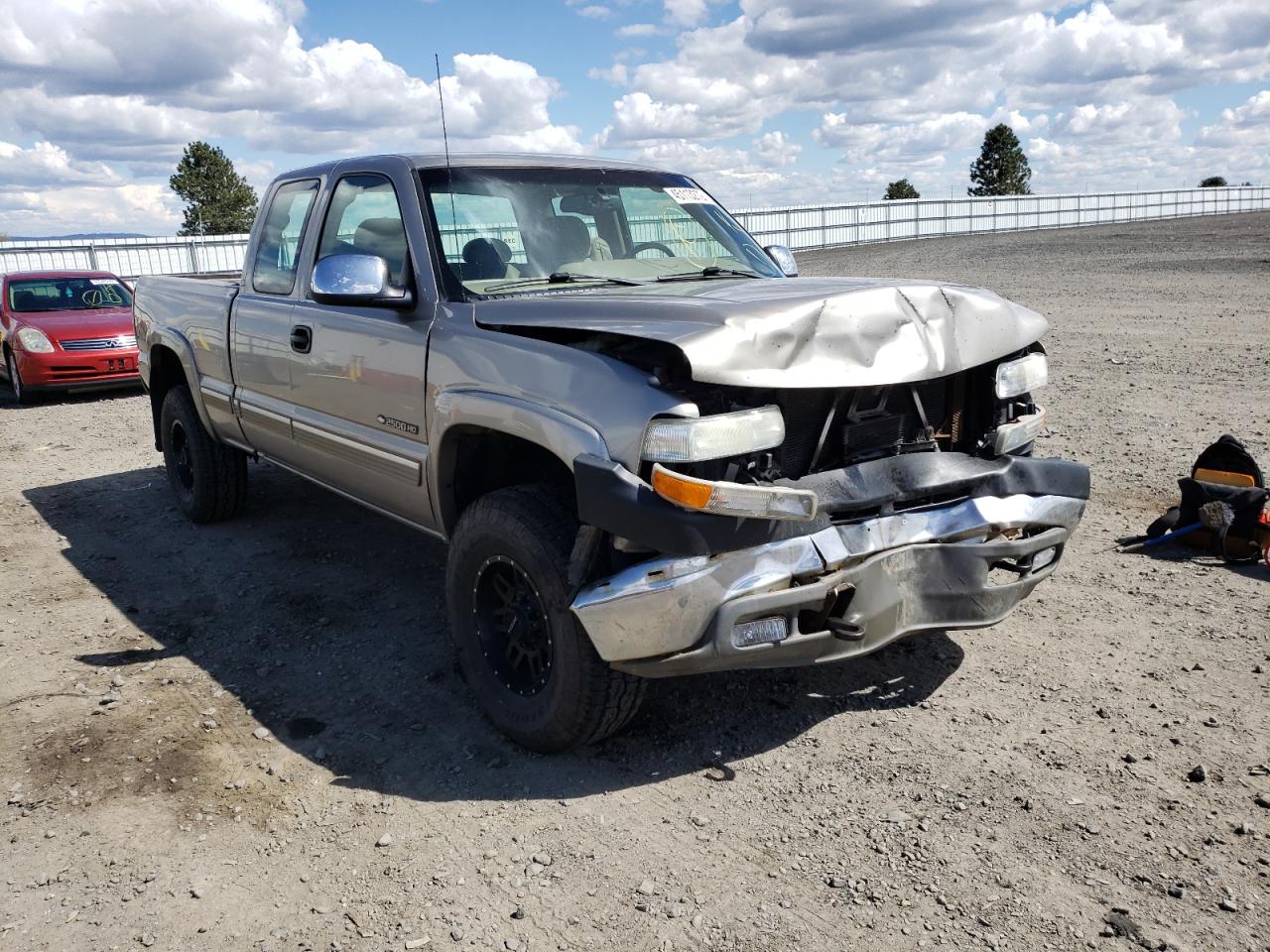 CHEVROLET SILVERADO 2002 with VIN 1GCHK29U32E125398 - Photo from auction