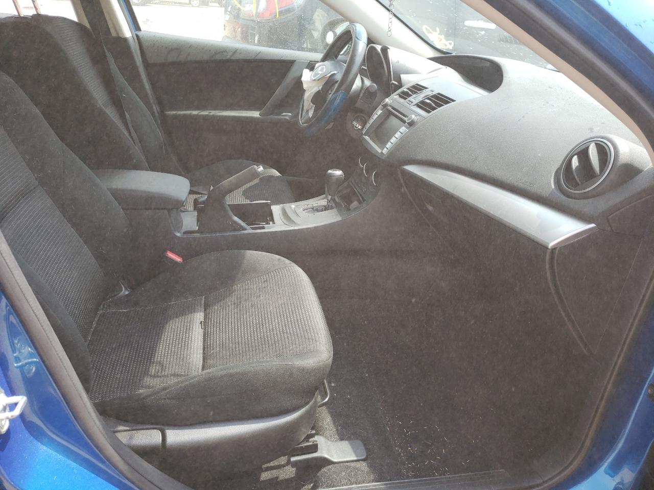 Photo 5 from auction – 2012 MAZDA 3 I with VIN JM1BL1V75C1657435