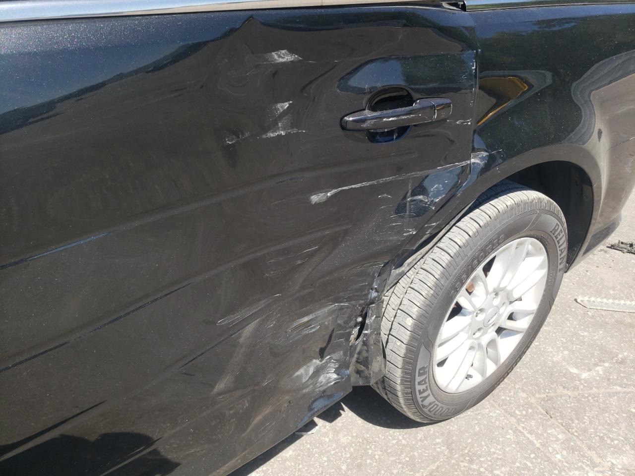 Photo 9 from auction – 2013 FORD FLEX SEL with VIN 2FMGK5C88DBD02465