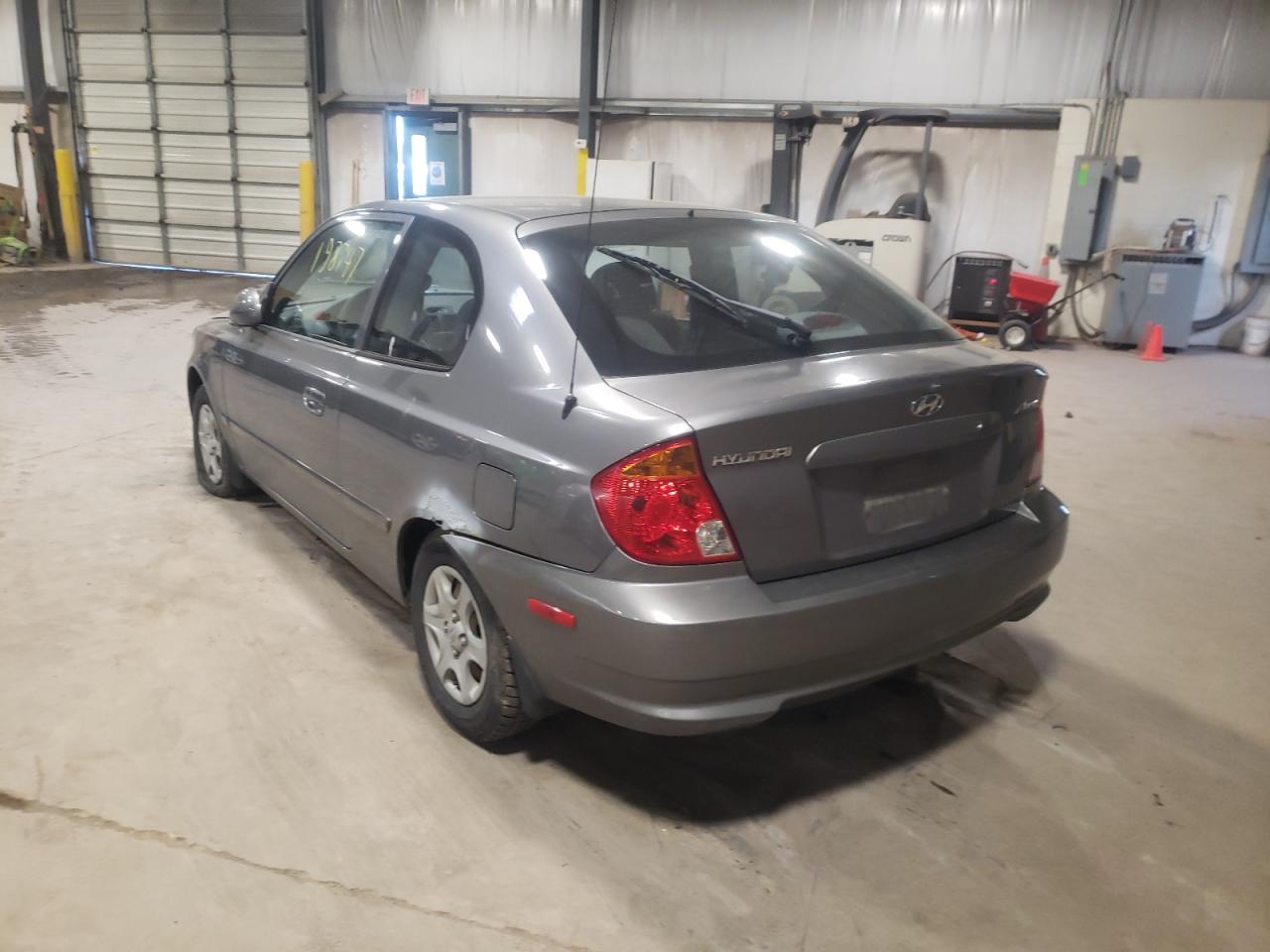 Photo 3 from auction – 2003 HYUNDAI ACCENT GL with VIN KMHCG35C83U259440
