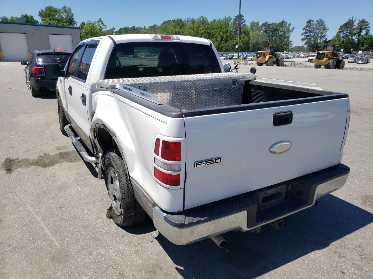 Photo 3 from auction – 2006 FORD F150 with VIN 1FTPW12596FA34049