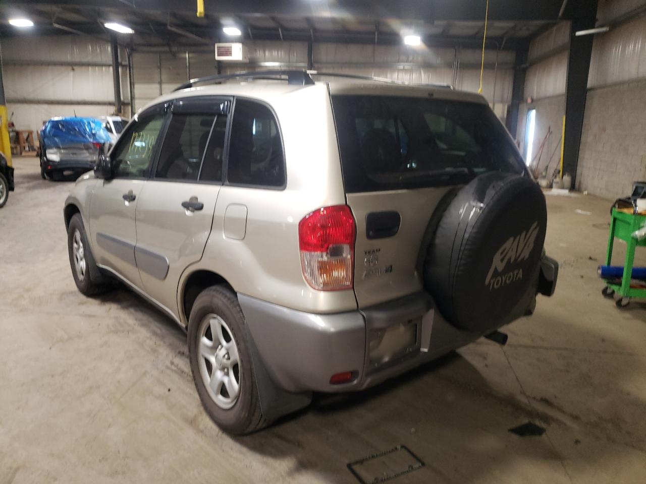 Photo 3 from auction – 2003 TOYOTA RAV4 with VIN JTEHH20V636073101