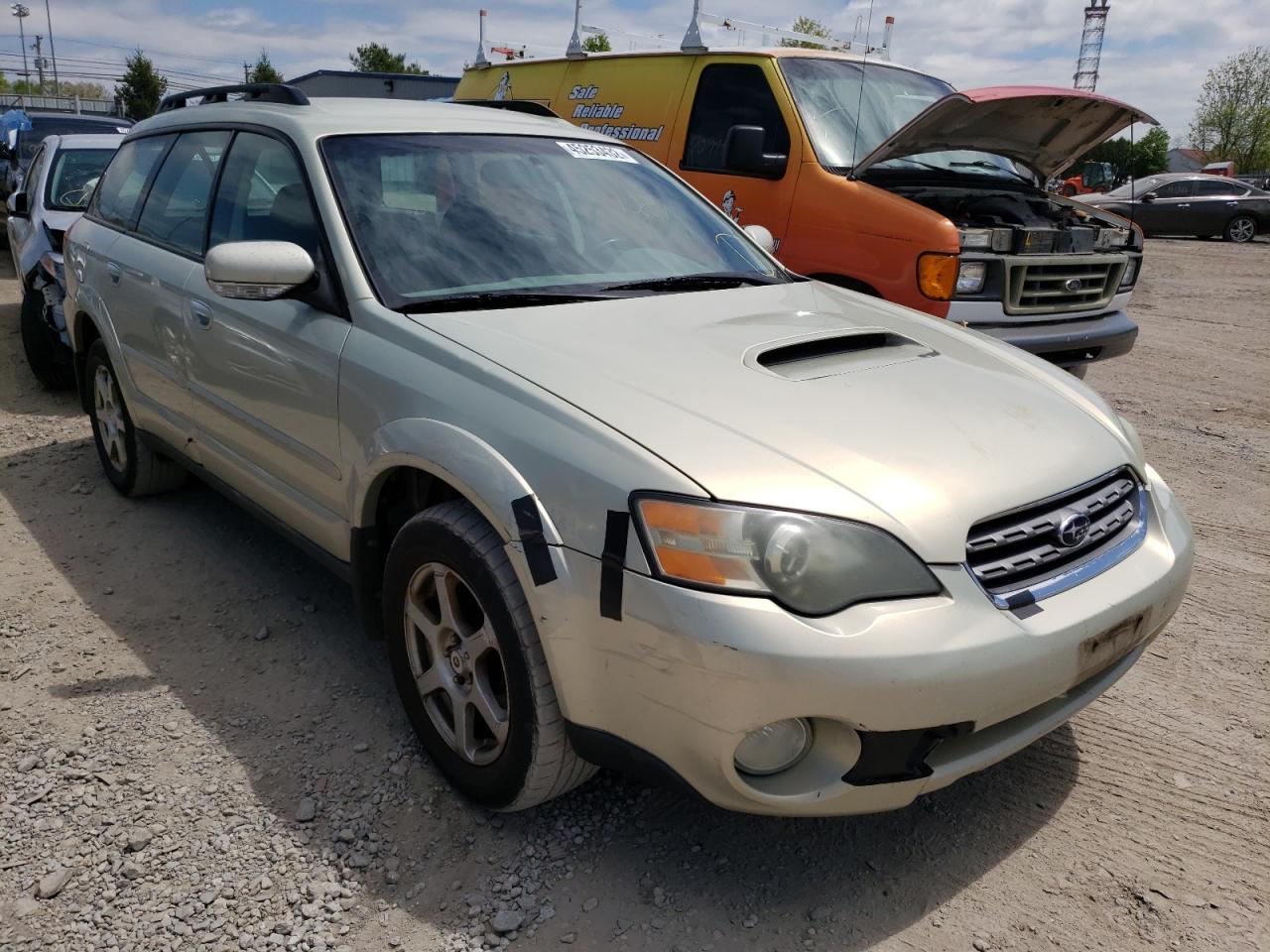 SUBARU LEGACY OUT 2005 with VIN 4S4BP68C256318756 - Photo from auction