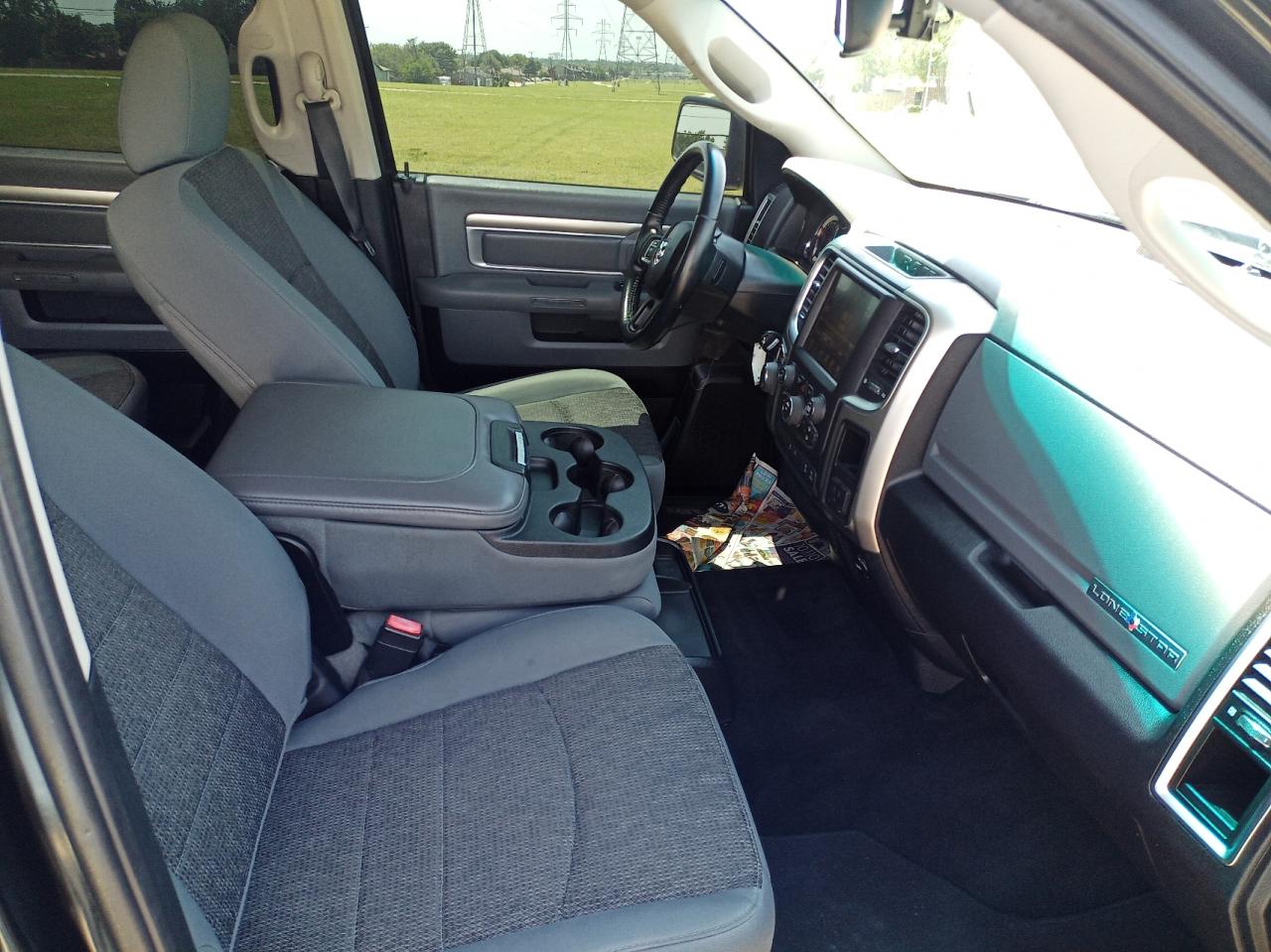 Photo 5 from auction – 2016 RAM 1500 SLT with VIN 1C6RR6LGXGS332784