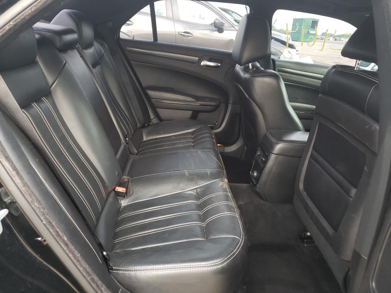 Photo 6 from auction – 2014 CHRYSLER 300 S with VIN 2C3CCABG2EH340603