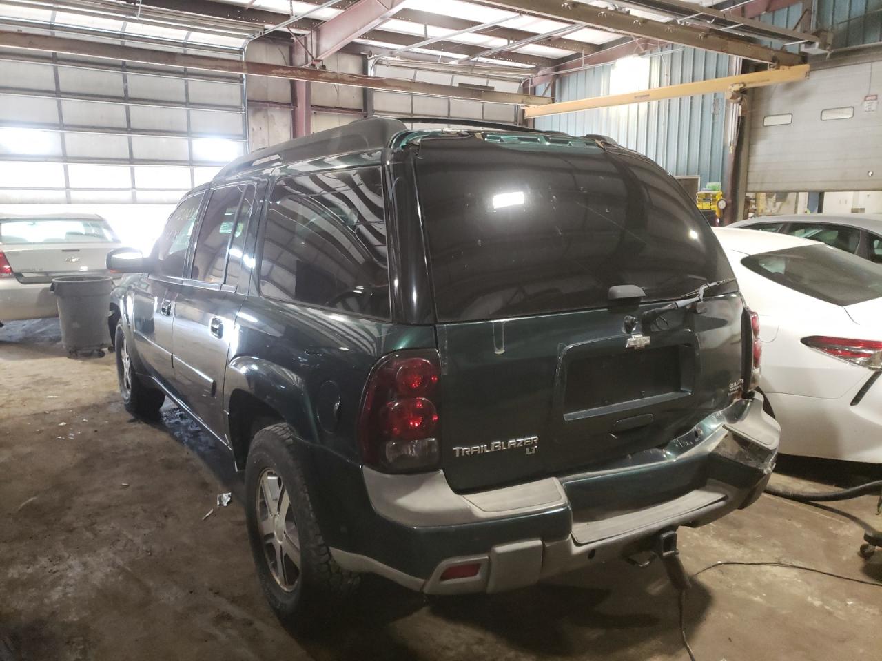 Photo 3 from auction – 2005 CHEVROLET TRAILBLAZE with VIN 1GNET16S356119233
