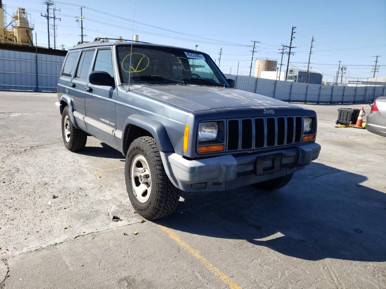 JEEP CHEROKEE S 2001 with VIN 1J4FT48SX1L531506 - Photo from auction