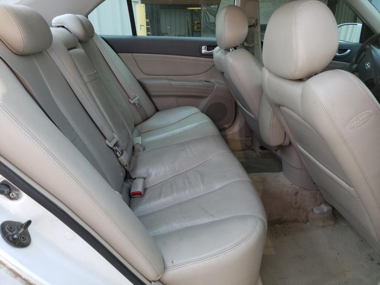 Photo 6 from auction – 2006 HYUNDAI SONATA GLS with VIN 5NPEU46F76H081569