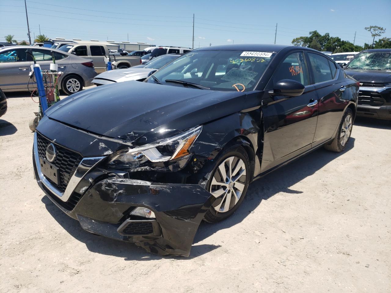 Photo 2 from auction – 2020 NISSAN ALTIMA S with VIN 1N4BL4BV7LN317464