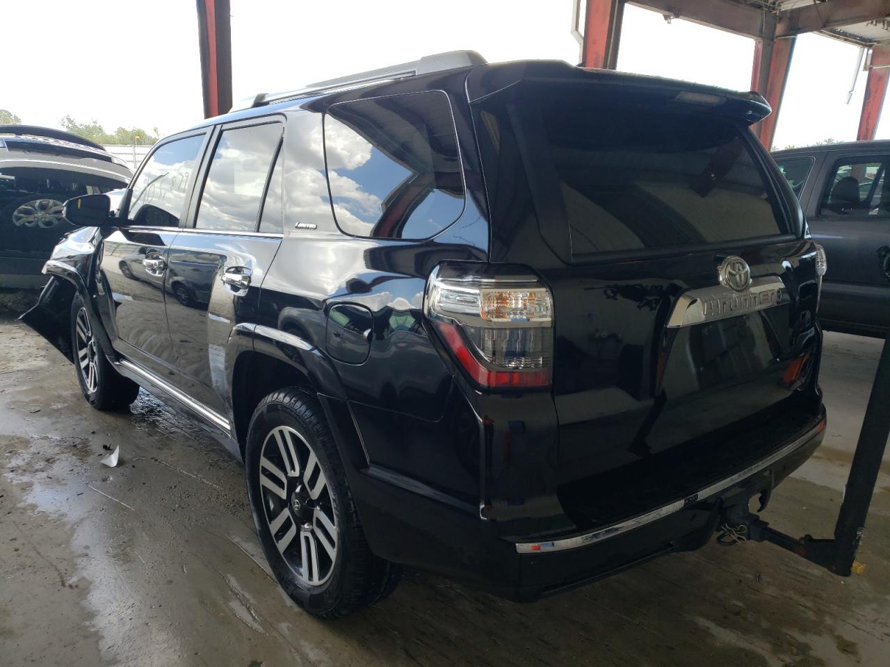 Photo 3 from auction – 2015 TOYOTA 4RUNNER SR with VIN JTEZU5JR2F5088515