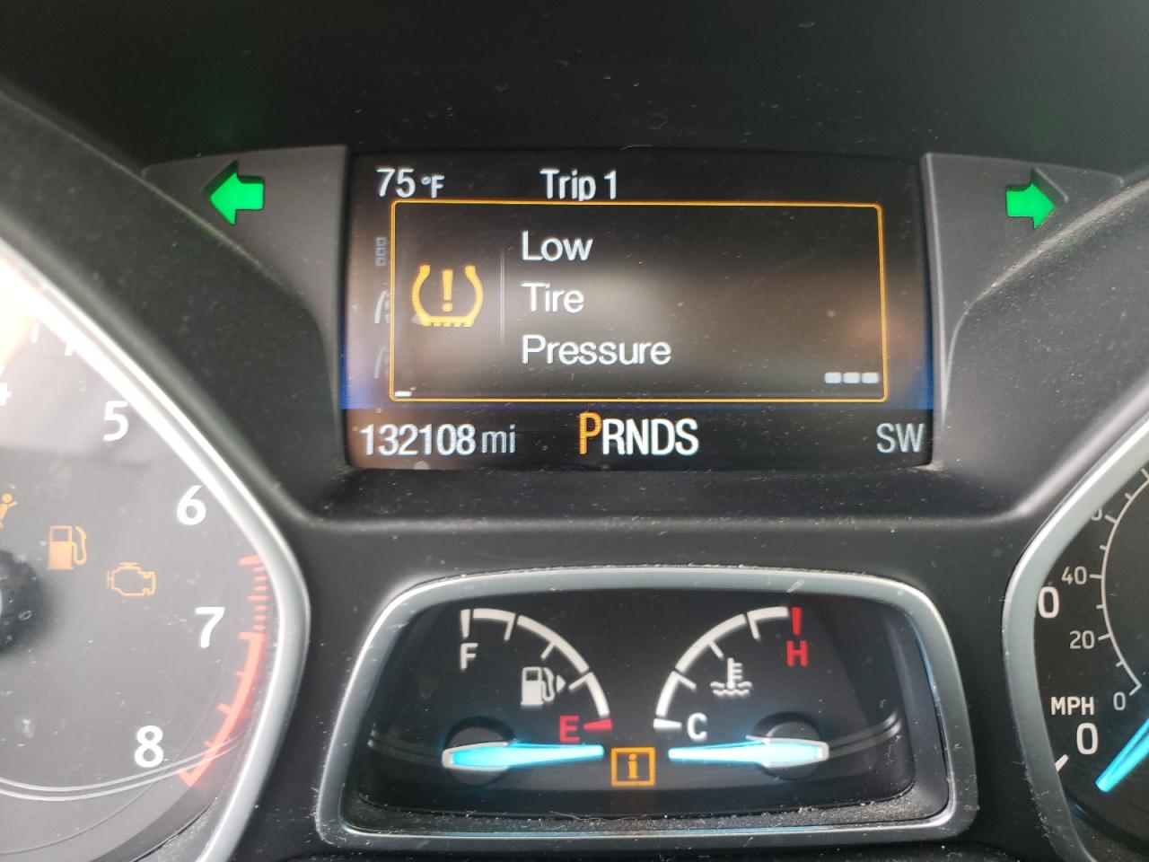 Photo 8 from auction – 2018 FORD ESCAPE SE with VIN 1FMCU0GDXJUA74249