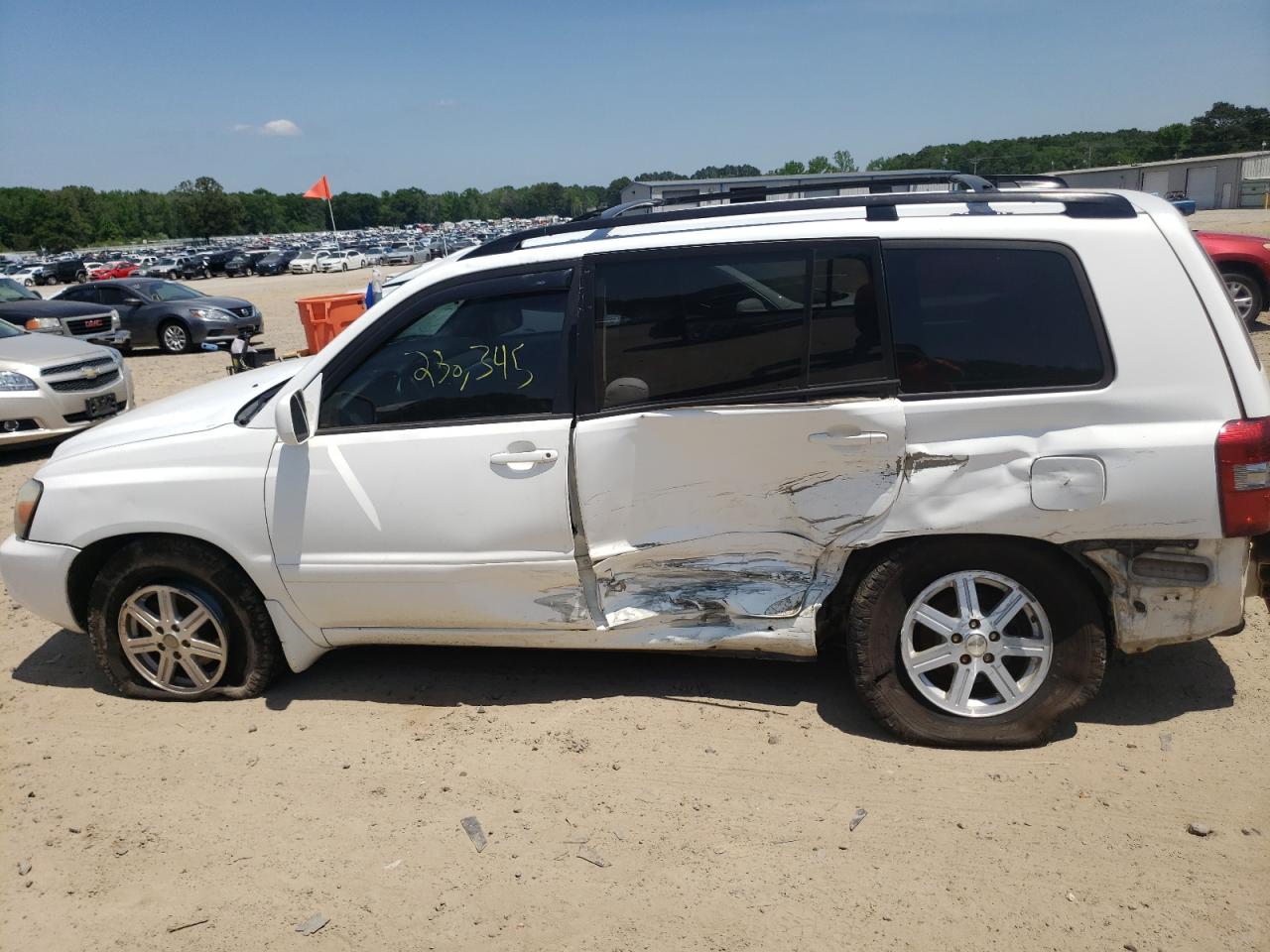 Photo 9 from auction – 2004 TOYOTA HIGHLANDER with VIN JTEDP21A240010496