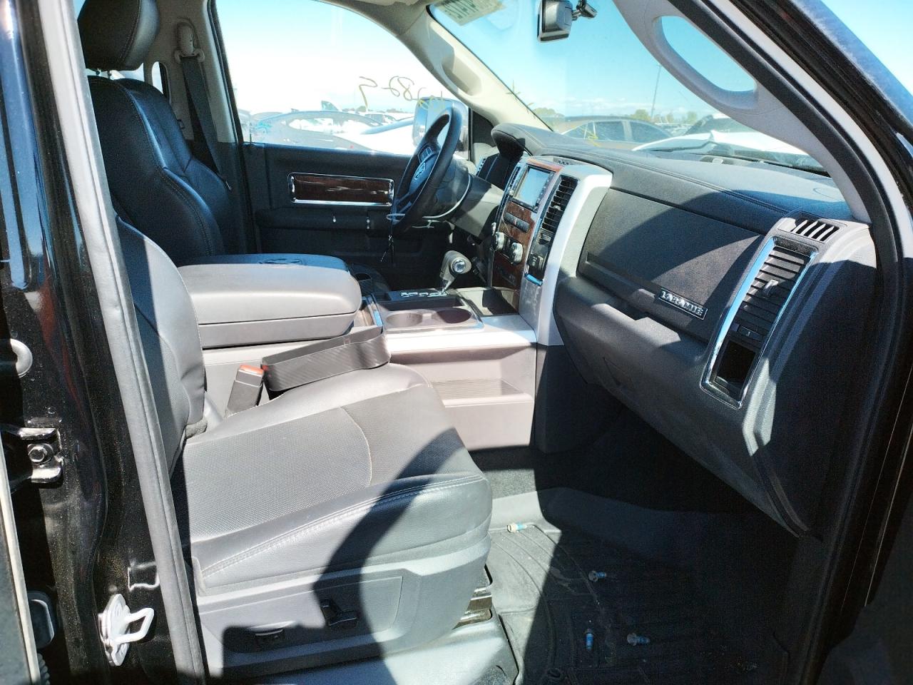 Photo 5 from auction – 2012 DODGE RAM 1500 L with VIN 1C6RD7NT6CS289182