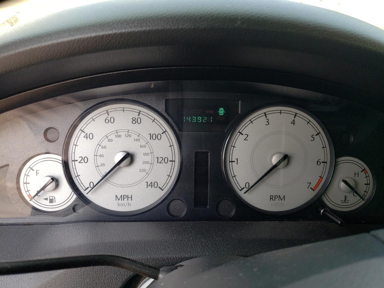 Photo 8 from auction – 2006 CHRYSLER 300 with VIN 2C3LA43RX6H470072
